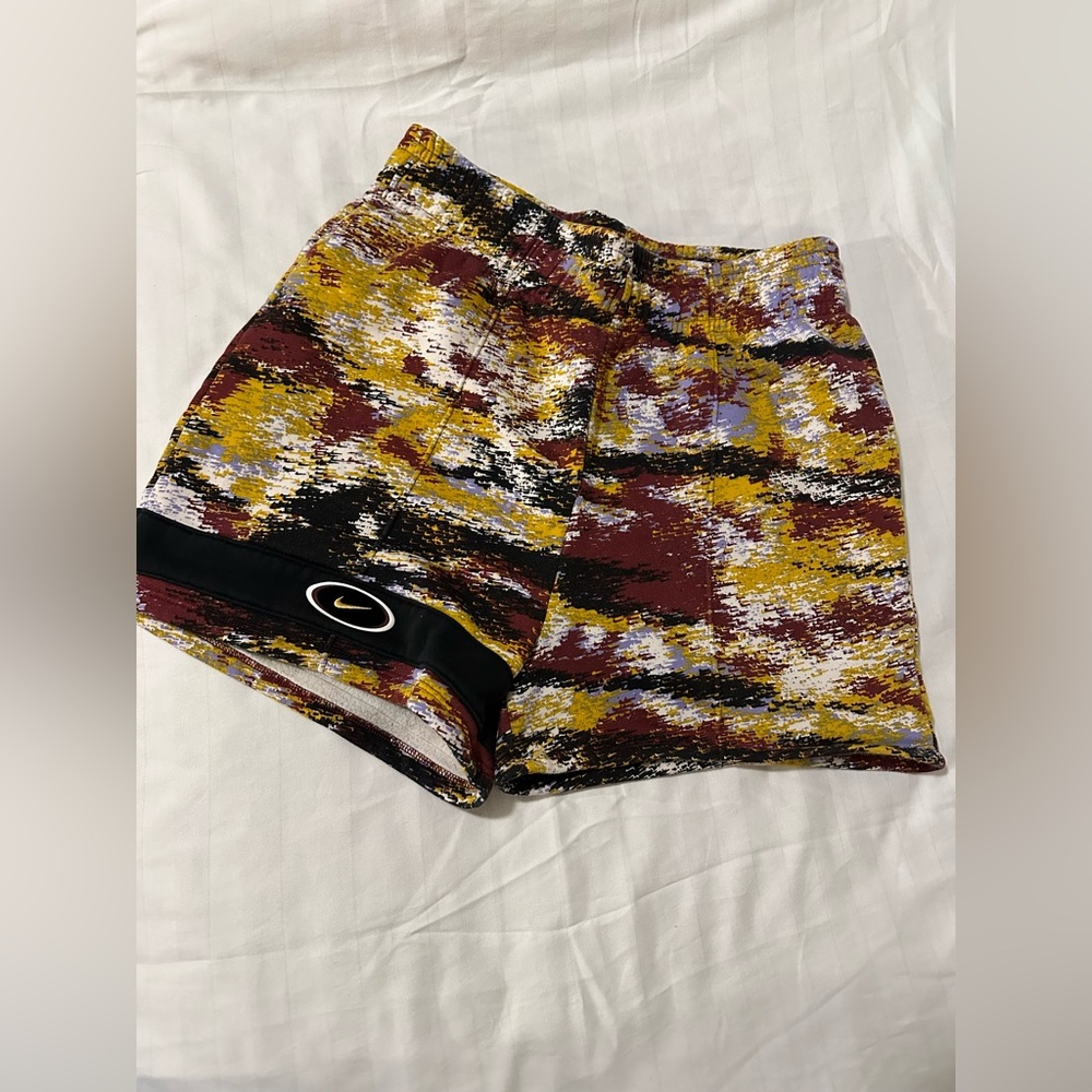 Nike Colorful Patterned Fleece Jacket